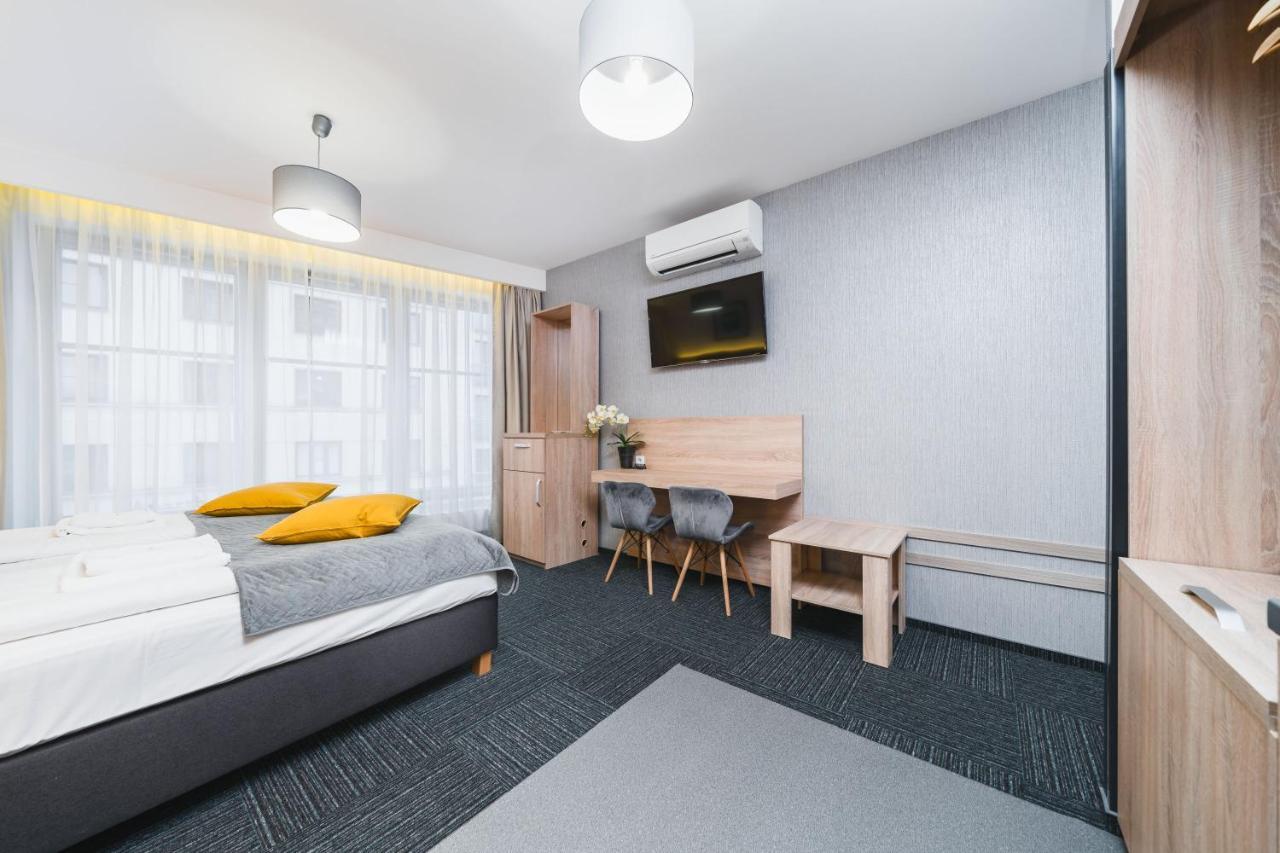 Aron Residence - By Upstairs Krakau Buitenkant foto